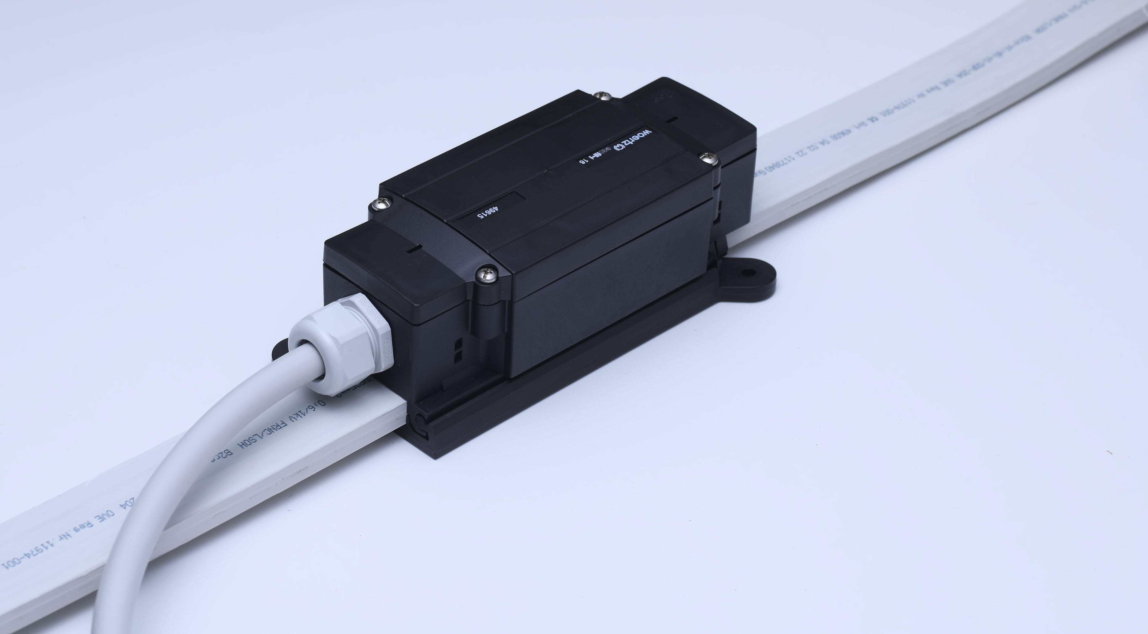 Scatola di giunzione preassemblata per cavo piatto 49615 2M HF-K 5G16