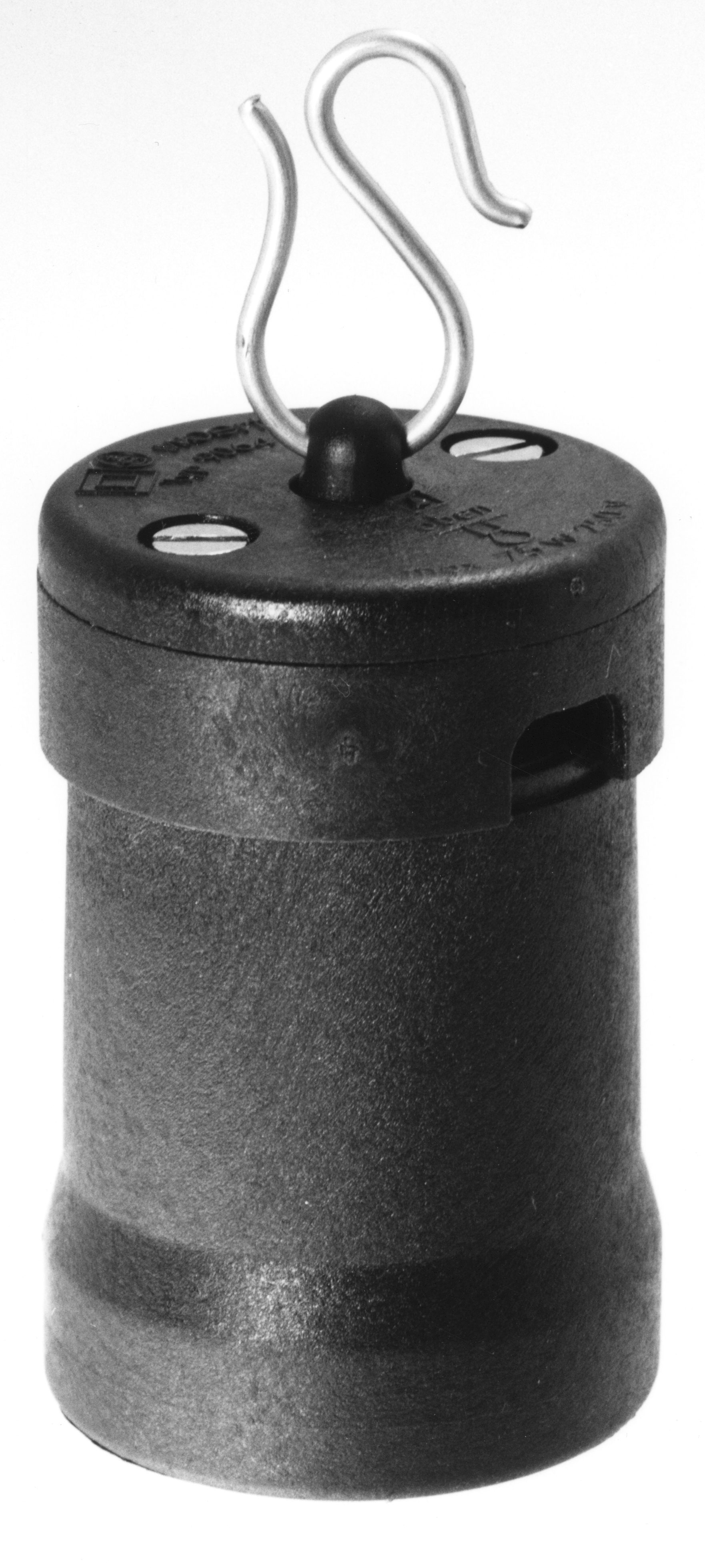 Belysningsuttak med krok for flatkabel 2x2,5 mm2 Belysningsuttak med krok for flatkabel 2x2,5 mm2